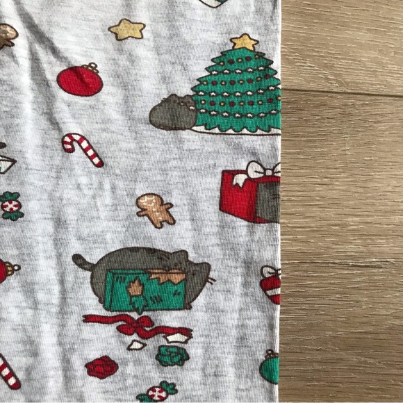 Pusheen H&M Christmas leggings womens small discontinued - Picture 5 of 6